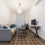 Boutique Calma Laura By Kubik Daire *