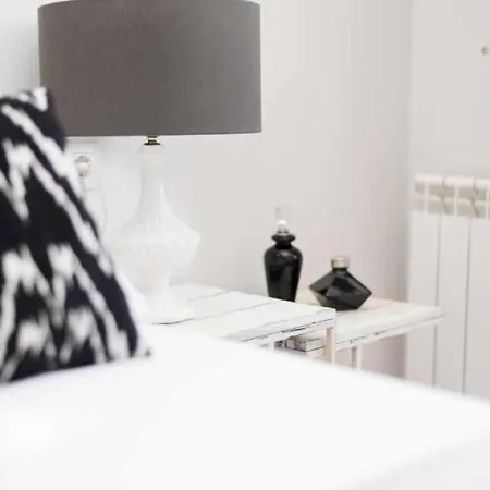 Boutique Calma Laura By Kubik * Caces